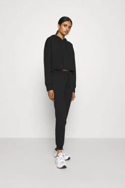 Even&Odd Hoodie - Black