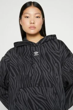 Adidas Originals Hoodie - Sweatshirt - Carbon/Black -Gant shop 02853d60c9054fd8a791d2edd42ab26c scaled