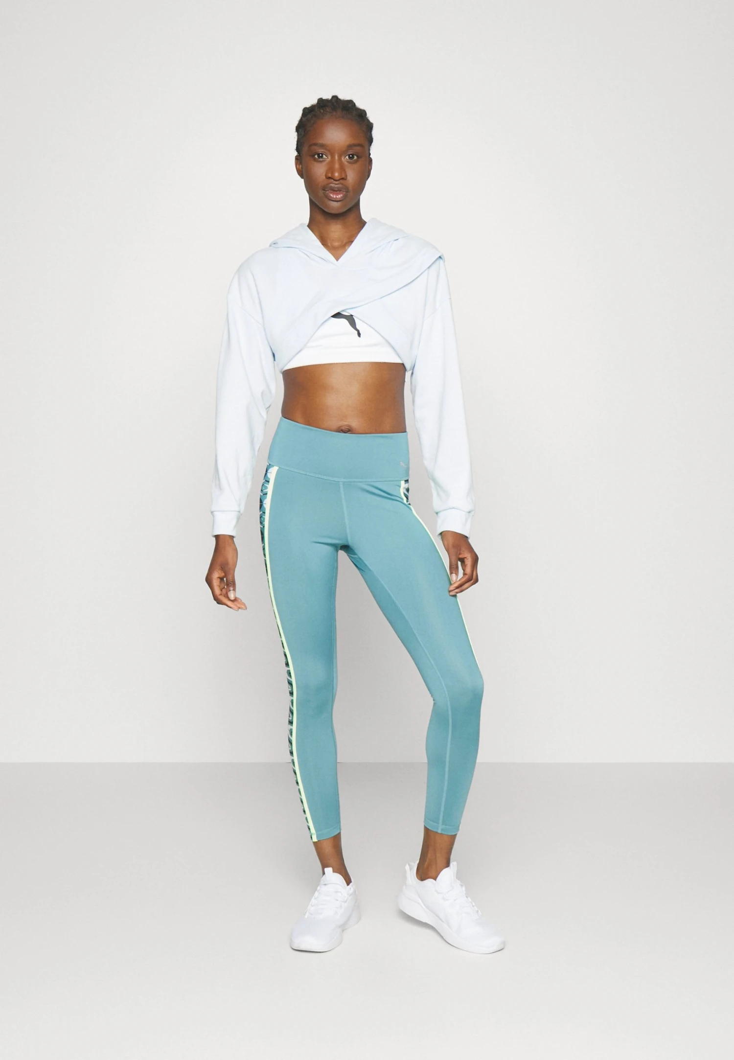 Puma Fit Move Crop Hoodie - Hoodie - Icy Blue 4 Puma Fit Move Crop Hoodie - Hoodie - Icy Blue - Bilde 2