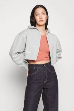 7 Days Active Cropped Hoodie - Sweatjakke - Grey -Gant shop 09d18afdb63c4b17aa5da4d290a07856 scaled