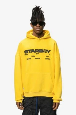 Pequs Starboy Logo Hoodie Unisex - Sweatshirt - Yellow