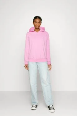 Kaffe Kasally Hoodie - Sweatshirt - Pink Frosting -Gant shop 11cd9e6bdc84484a8cc515f6e5f24d2e scaled