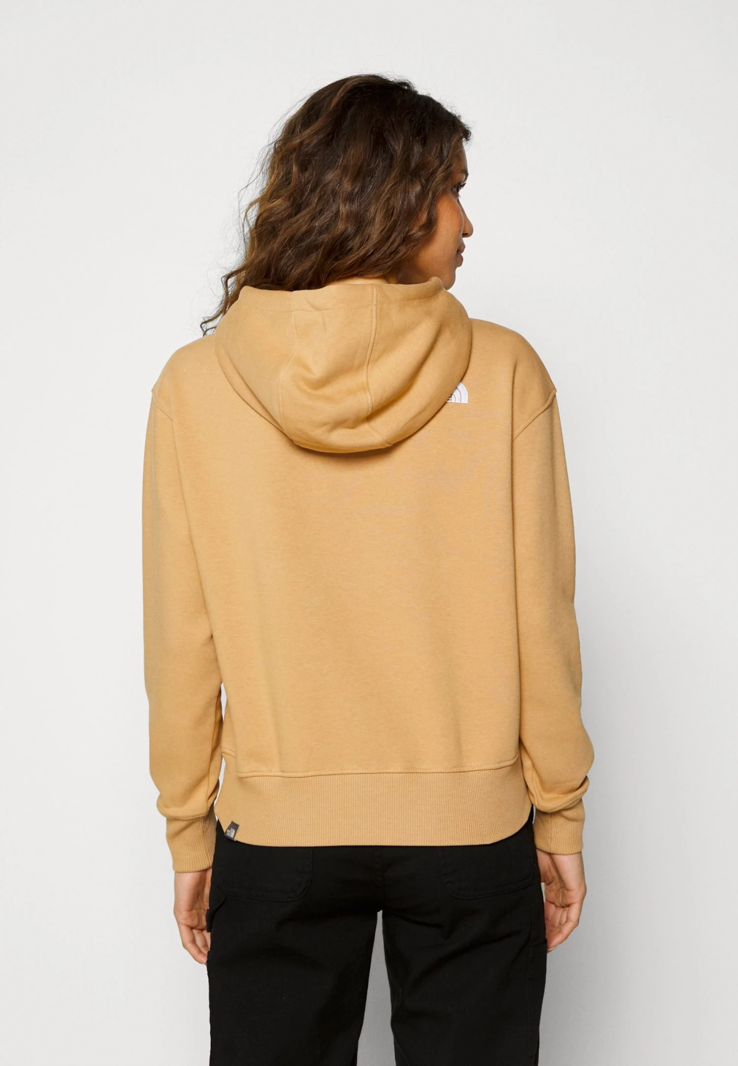 The North Face Essential Hoodie - Sweatshirt - Almond Butter 6 The North Face Essential Hoodie - Sweatshirt - Almond Butter - Bilde 4