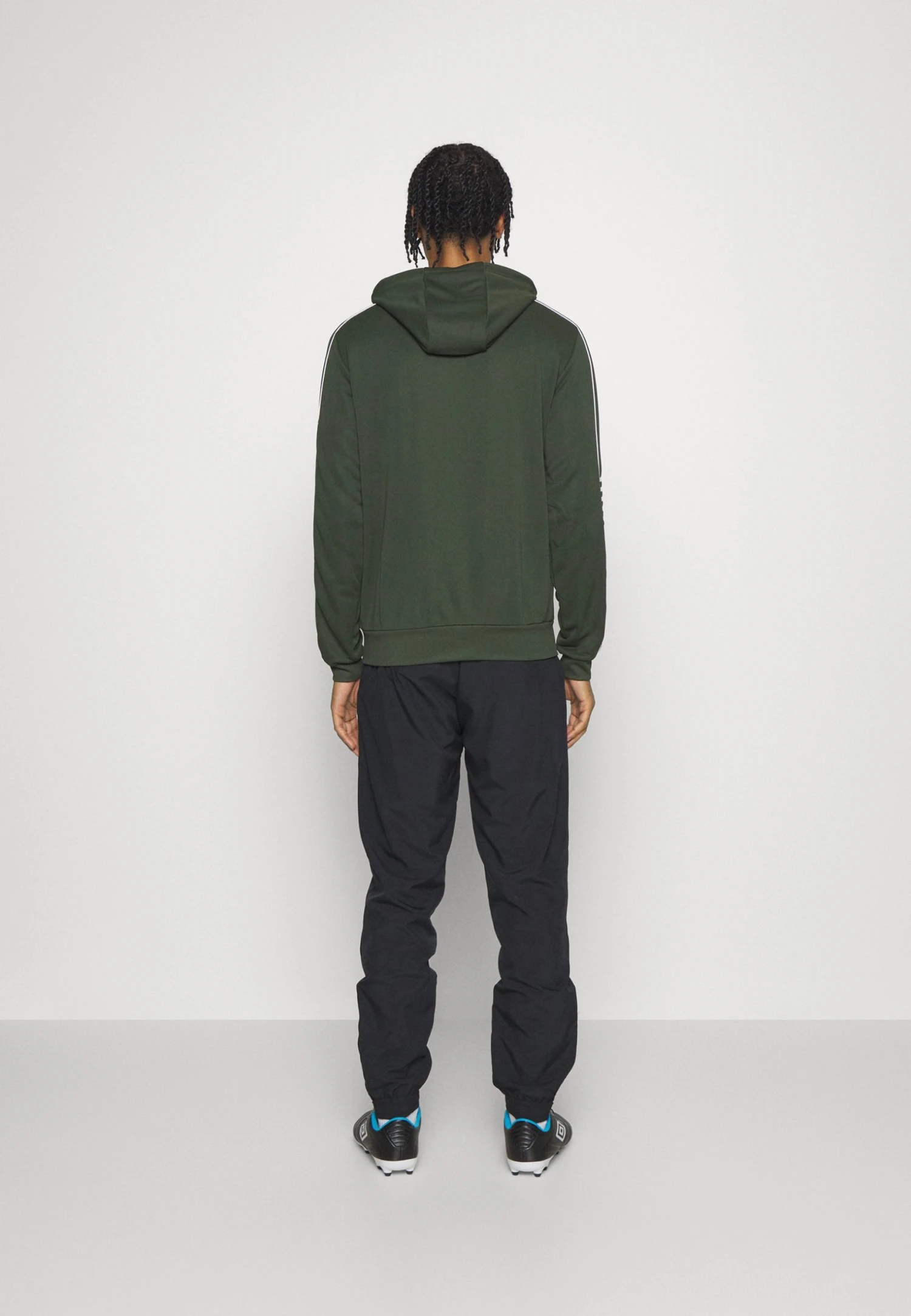 EA7 Emporio Armani Train Core Hoodie - Hoodie - Duffel Bag 5 EA7 Emporio Armani Train Core Hoodie - Hoodie - Duffel Bag - Bilde 3