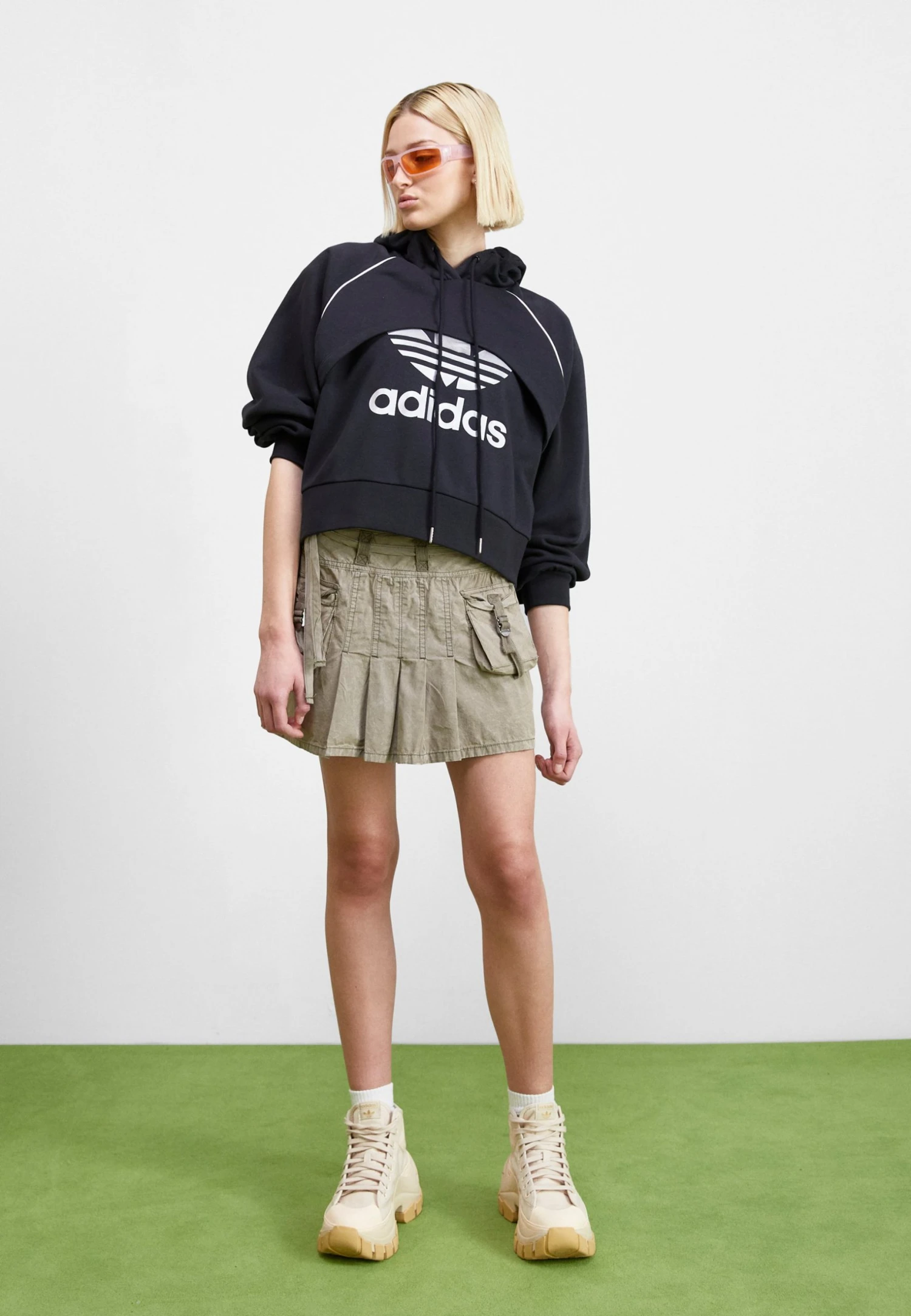 Adidas Originals Big Logo Hoodie 2 In 1 - Sweatshirt - Black 4 Adidas Originals Big Logo Hoodie 2 In 1 - Sweatshirt - Black - Bilde 2