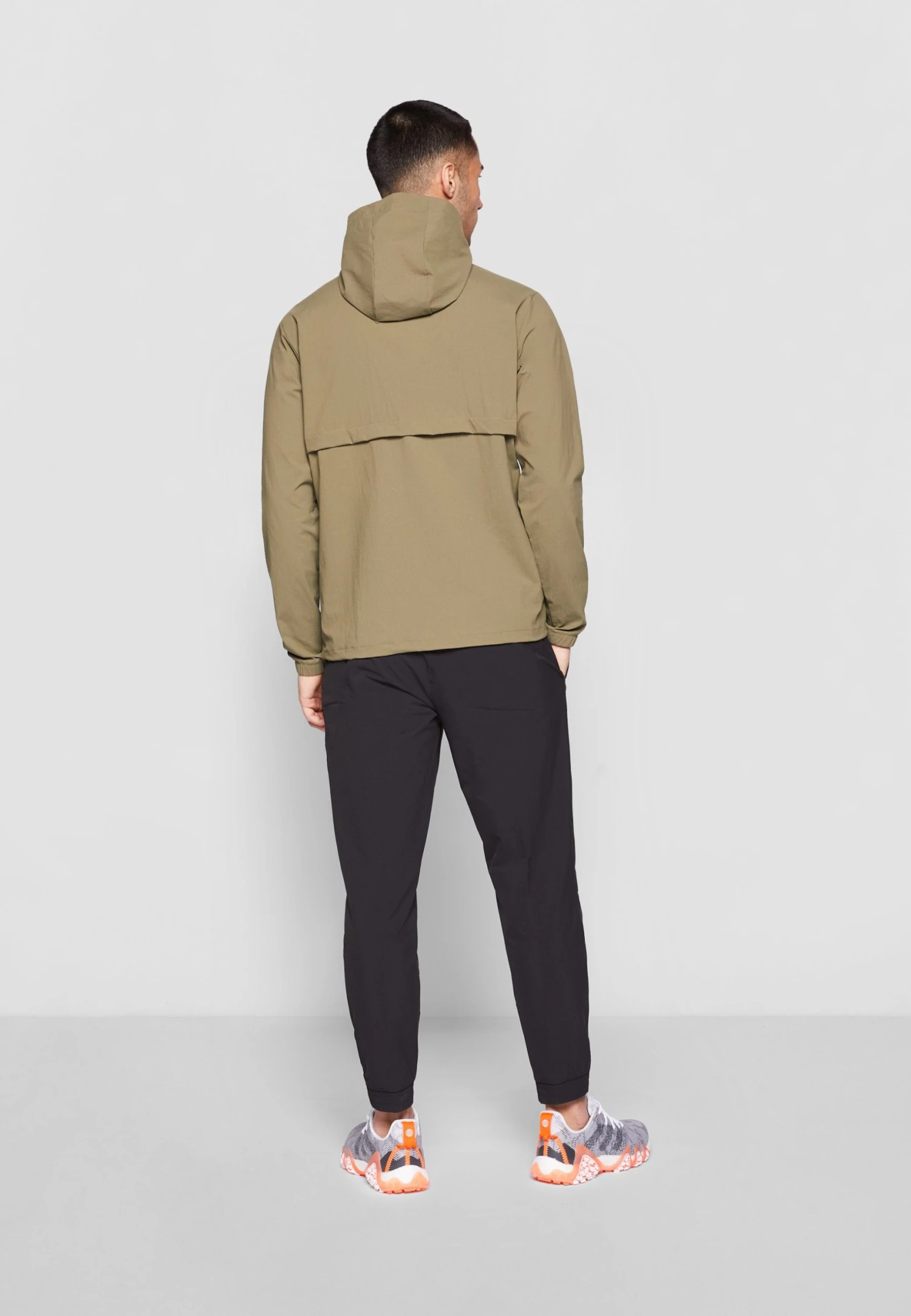 Adidas Golf Mens Ripstop Quarter Zip Hoodie - Hardshell Jacket - Olive Strata 6 Adidas Golf Mens Ripstop Quarter Zip Hoodie - Hardshell Jacket - Olive Strata - Bilde 4