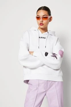 Karl Kani Small Retro Hoodie - Sweatshirt - White 11 Karl Kani Small Retro Hoodie - Sweatshirt - White -Gant shop 1bf3926652cf4be5b2c357a4fb802bb2 scaled