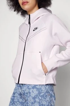 Nike Sportswear Tech Fleece Hoodie - Sweatjakke - Pink/Black 11 Nike Sportswear Tech Fleece Hoodie - Sweatjakke - Pink/Black -Gant shop 1c461d74cf984a89aef561a43ada5509 scaled