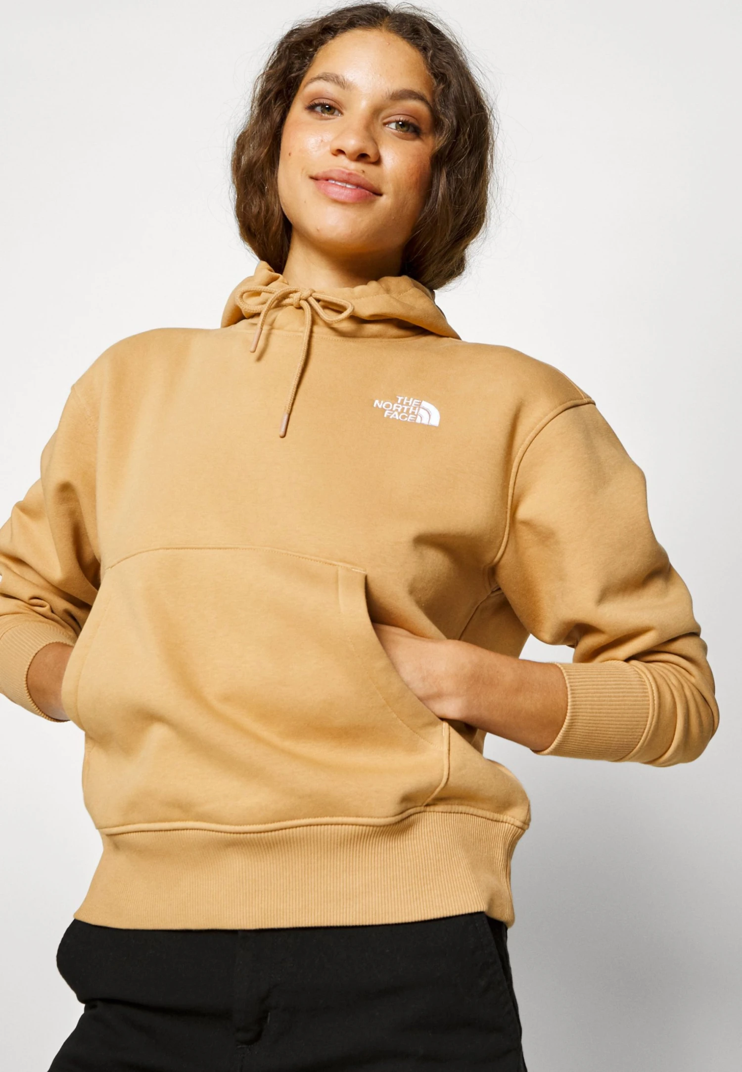 The North Face Essential Hoodie - Sweatshirt - Almond Butter 8 The North Face Essential Hoodie - Sweatshirt - Almond Butter - Bilde 6