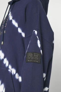 P.E NATION Odyssey Hoodie - Hoodie - Dark Blue -Gant shop 1ef22ecaedbd42da923054fcc9d662cf scaled
