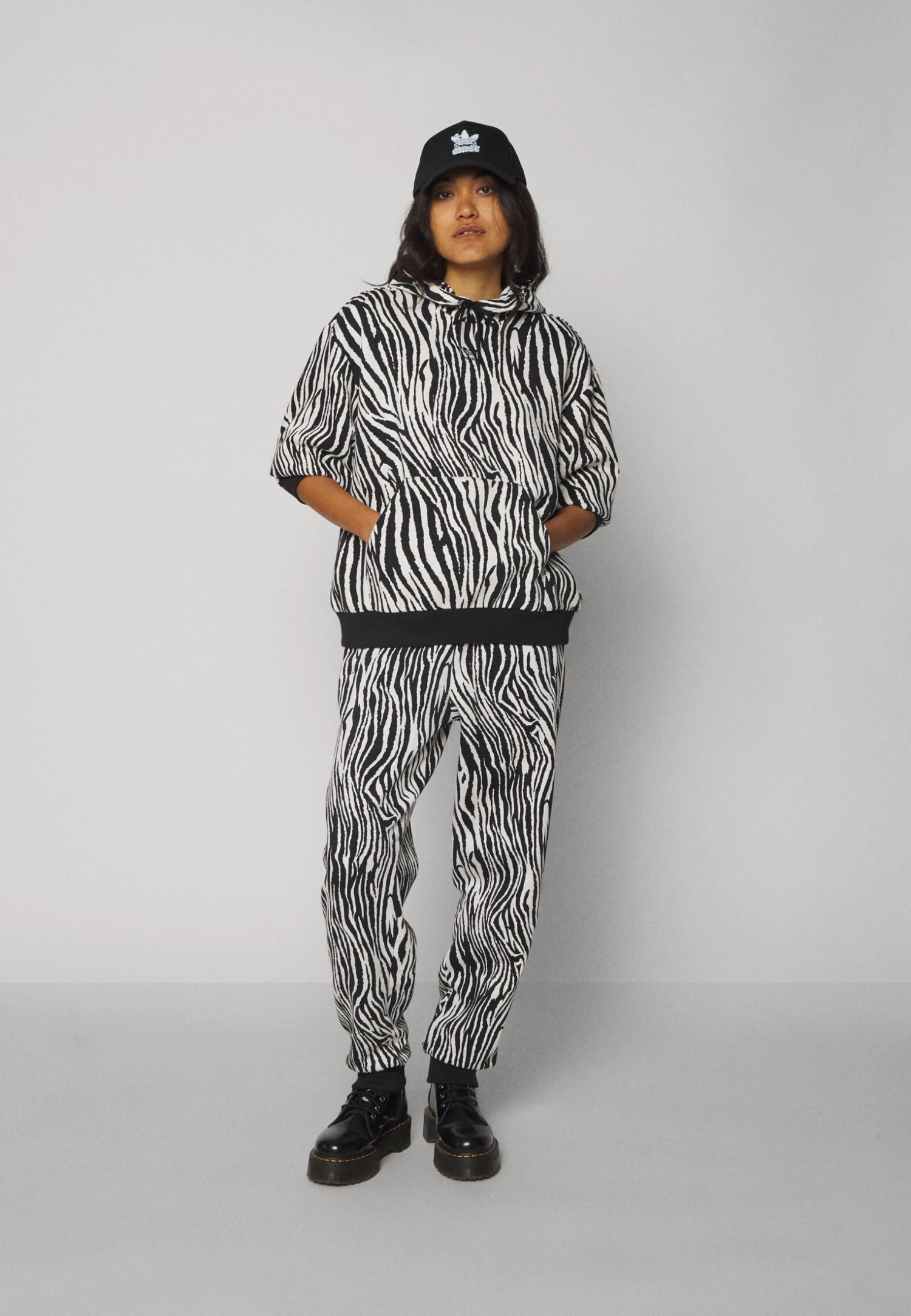 Adidas Originals Hoodie - Sweatshirt - Cloud White/Black 7 Adidas Originals Hoodie - Sweatshirt - Cloud White/Black - Bilde 5