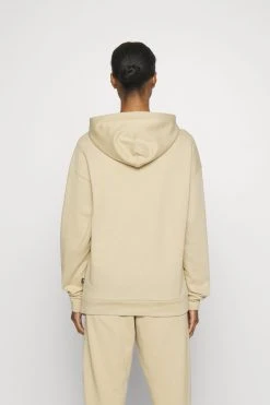 Puma Better Essentials Hoodie - Sweatshirt - Sand Dune 10 Puma Better Essentials Hoodie - Sweatshirt - Sand Dune -Gant shop 2128ce6b5808484fa9131608feb2dd8a scaled