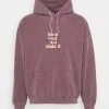 BDG Urban Outfitters Life Is What You Make It Hoodie Unisex - Sweatshirt - Purple -Gant shop 25e45a667f5a4e409564cfaf8ba6b89a