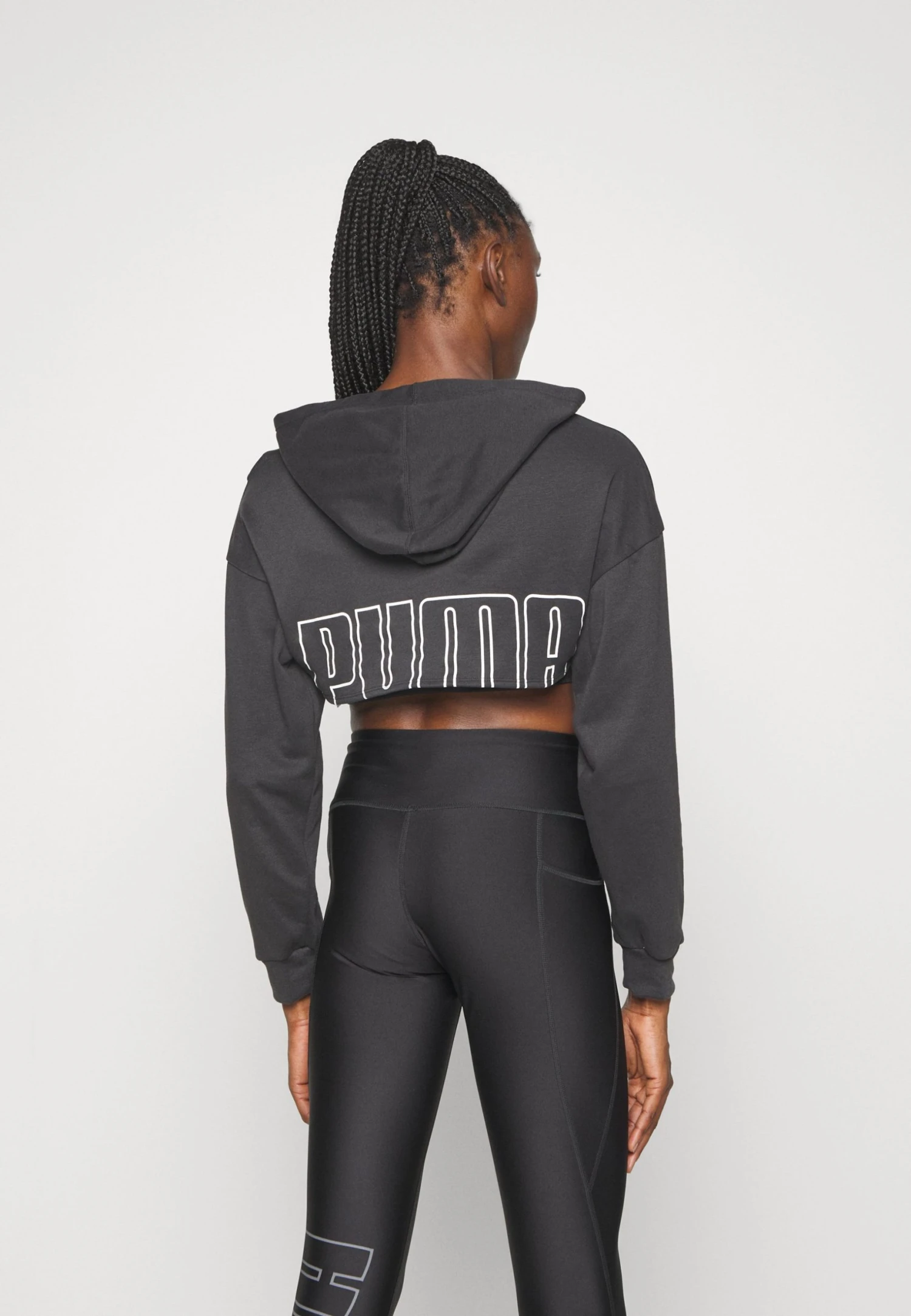 Puma Fit Move Crop Hoodie - Hoodie - Black/White 6 Puma Fit Move Crop Hoodie - Hoodie - Black/White - Bilde 4