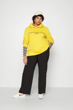 Alternative view of Tommy Hilfiger Curve Regular Hoodie - Hoodie - Countryside Yellow
