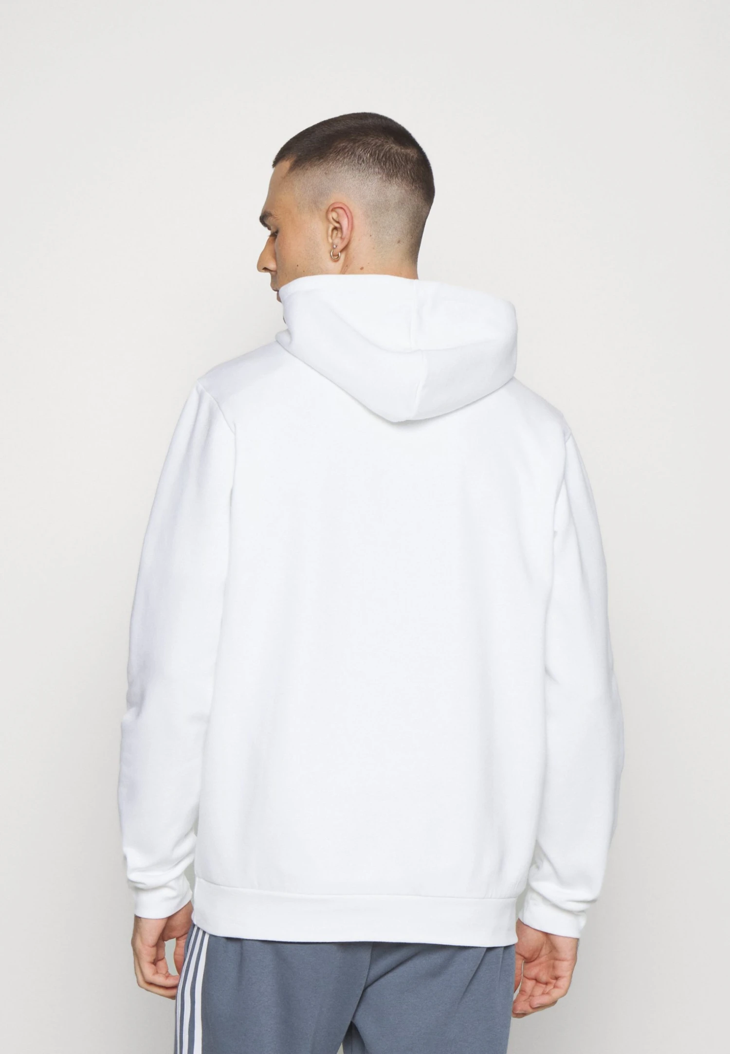 ADIDAS PERFORMANCE Real Madrid Dna Hoodie - Klubbklær - White 5 ADIDAS PERFORMANCE Real Madrid Dna Hoodie - Klubbklær - White - Bilde 3