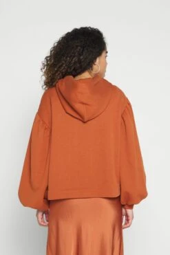 Levi's Akane Rusched Hoodie - Sweatshirt - Ginger Bread -Gant shop 2e727866289941209110a63accbdb5f1 scaled