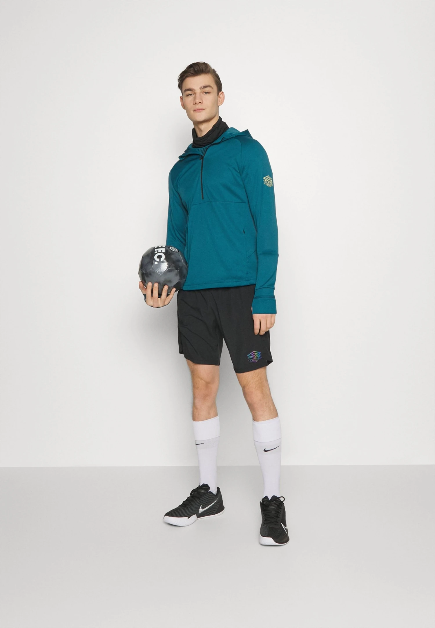 UMBRO Pro Training Elite Half Zip Hoodie - Hoodie - Blue Coral 4 UMBRO Pro Training Elite Half Zip Hoodie - Hoodie - Blue Coral - Bilde 2