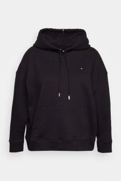 Tommy Hilfiger Curve Hoodie - Sweatshirt - Black 10 Tommy Hilfiger Curve Hoodie - Sweatshirt - Black -Gant shop 2f852057a2a84b9696b9be18a52df337 scaled
