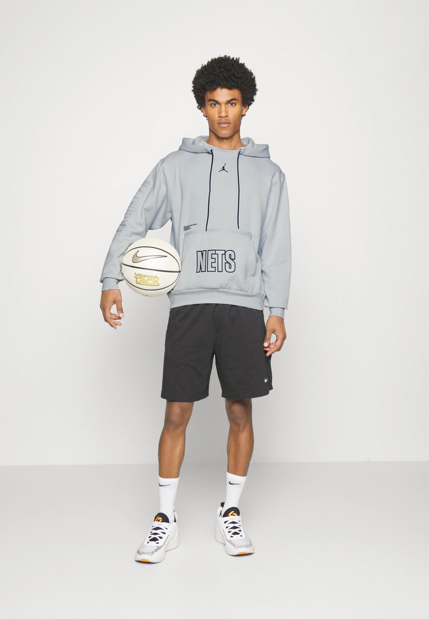 Nike Performance Brooklyn Nets Courtside Statement - Hoodie - Pure Platinum 4 Nike Performance Brooklyn Nets Courtside Statement - Hoodie - Pure Platinum - Bilde 2