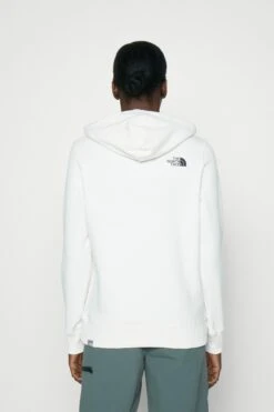 The North Face Simple Dome Hoodie - Hoodie - Gardenia White -Gant shop 3555d80196e84c568dcaf21094741ba5 scaled
