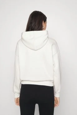 Champion Rochester Hooded- Hoodie - Off White -Gant shop 3c227770451642059527a6082f50f281 scaled