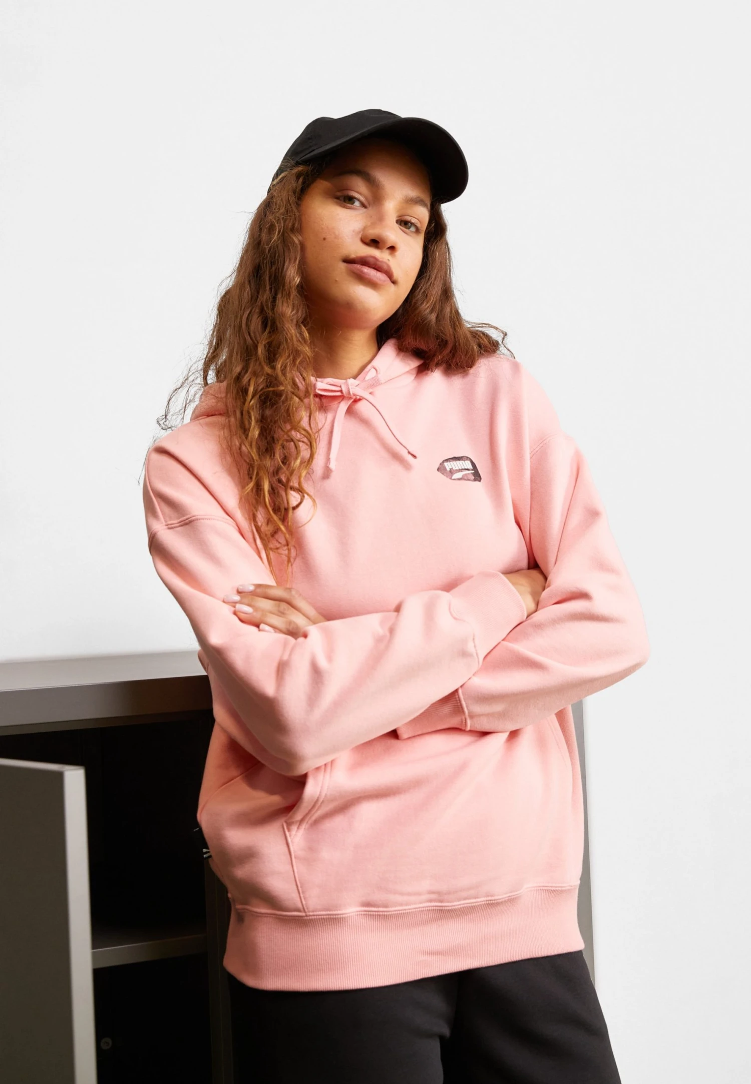 Puma Downtown Oversized Graphic Hoodie- Hoodie - Peach Smoothie 3 Puma Downtown Oversized Graphic Hoodie- Hoodie - Peach Smoothie