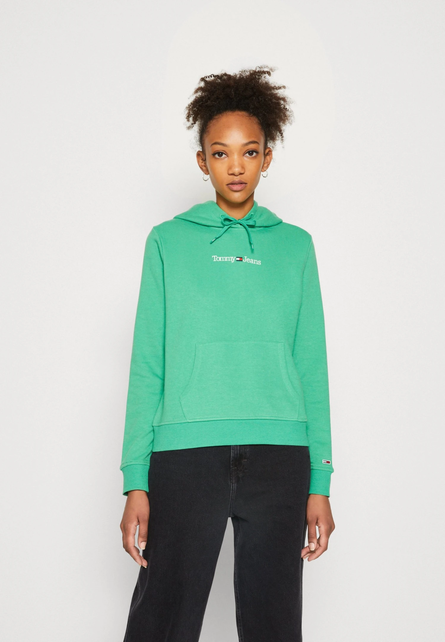 Tommy Jeans Serif Linear Hoodie - Sweatshirt - Coastal Green 3 Tommy Jeans Serif Linear Hoodie - Sweatshirt - Coastal Green