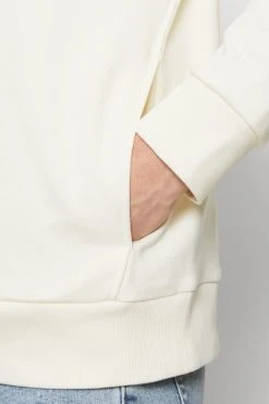 Calvin Klein Photo Print Comfort Hoodie - Sweatshirt - Vanilla Ice -Gant shop 3fafaf06390241be9566571b5867eeba scaled