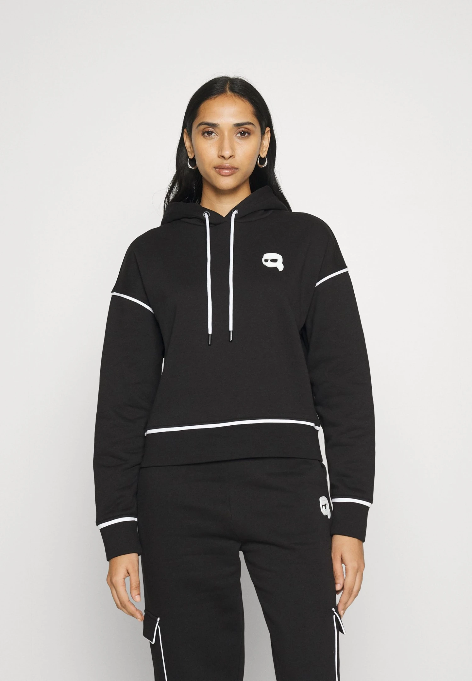 KARL LAGERFELD Ikonik Hoodie - Sweatshirt - Black 3 KARL LAGERFELD Ikonik Hoodie - Sweatshirt - Black