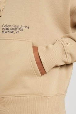 Calvin Klein Jeans Layered Address Hoodie - Sweatshirt - Travertine -Gant shop 45941b77ab3349058cccf7a244a938c8 scaled