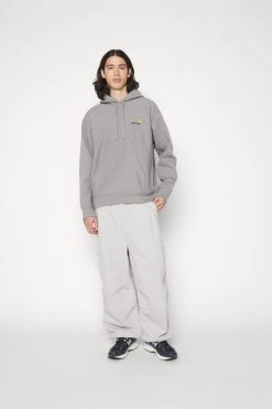 Carhartt WIP Hooded American Script- Hoodie - Marengo -Gant shop 486ea4f1ec9f472f8acf748b11edb4d3 scaled