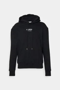 Han Kjøbenhavn Pret A Porter Hoodie - Hoodie - Black -Gant shop 4a82afac53a14fa59741a119e181b310 scaled