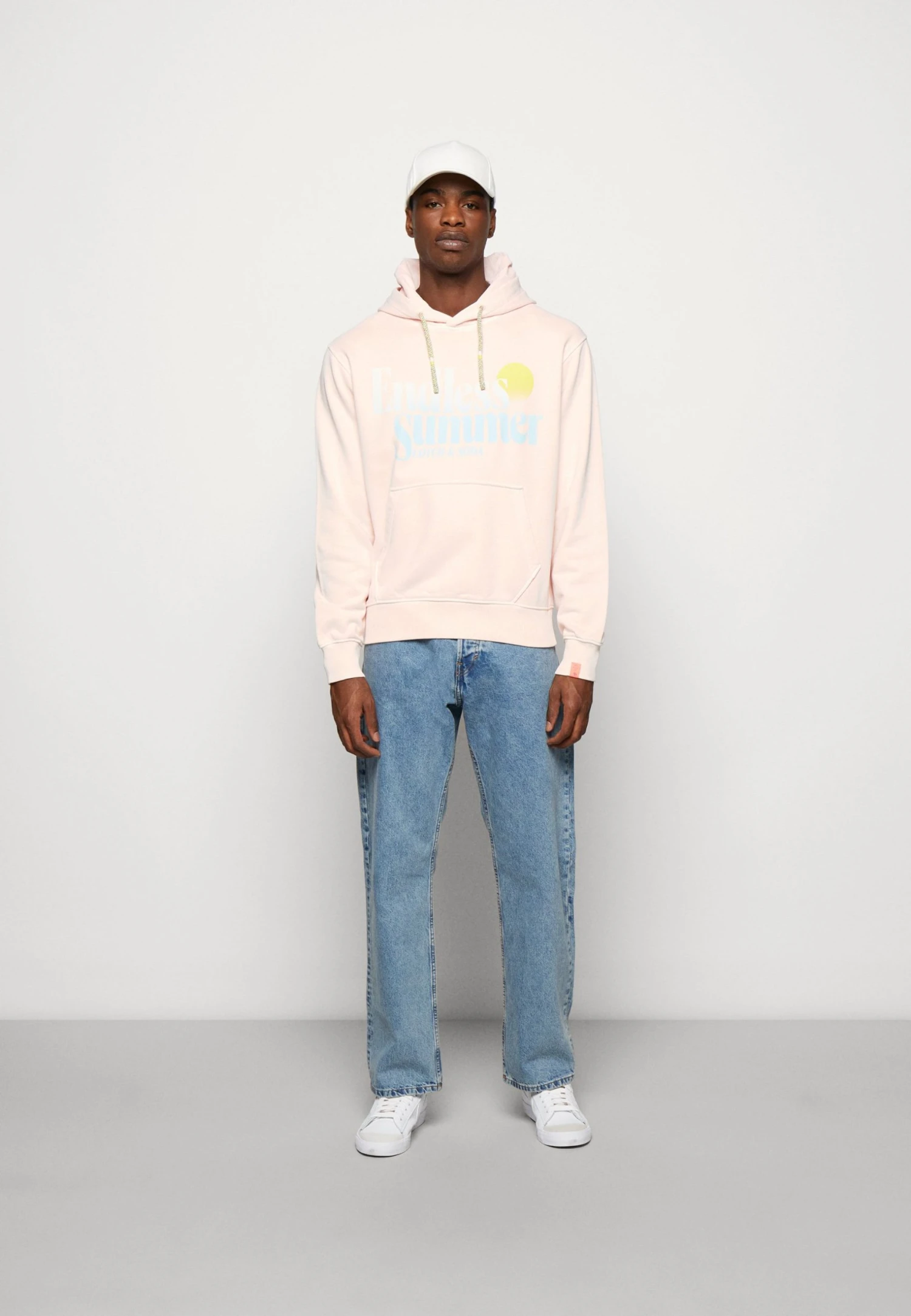 Scotch & Soda Garment Dye Logo Hoodie - Sweatshirt - Rose 4 Scotch & Soda Garment Dye Logo Hoodie - Sweatshirt - Rose - Bilde 2