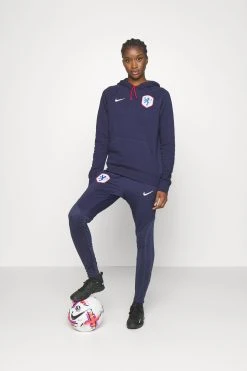 Nike Performance Netherland Knvb Essential Hoodie - Landslagsklær - Blackened Blue/University Red/White -Gant shop 536cfef42e50428498488c77e7c5be13 scaled