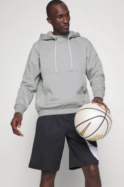 Nike Performance M Df Std Iss Po - Hoodie - Grey Heather/Pale Ivory -Gant shop 53a146b38bbe4712a96eb4fe897e7a2e scaled