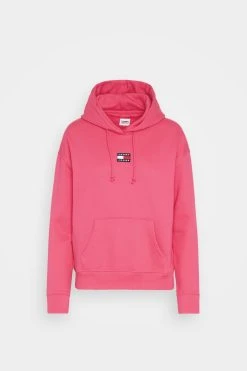 Tommy Jeans Center Badge Hoodie - Hoodie - Jewel Pink -Gant shop 5cdf742596c04327a50a5eda6364aee9 scaled