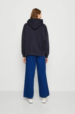 Levi's Graphic Caravan Hoodie - Sweatshirt - Nightwatch Blue 10 Levi's Graphic Caravan Hoodie - Sweatshirt - Nightwatch Blue -Gant shop 62791efade9d44549de7102a0cd07641 scaled