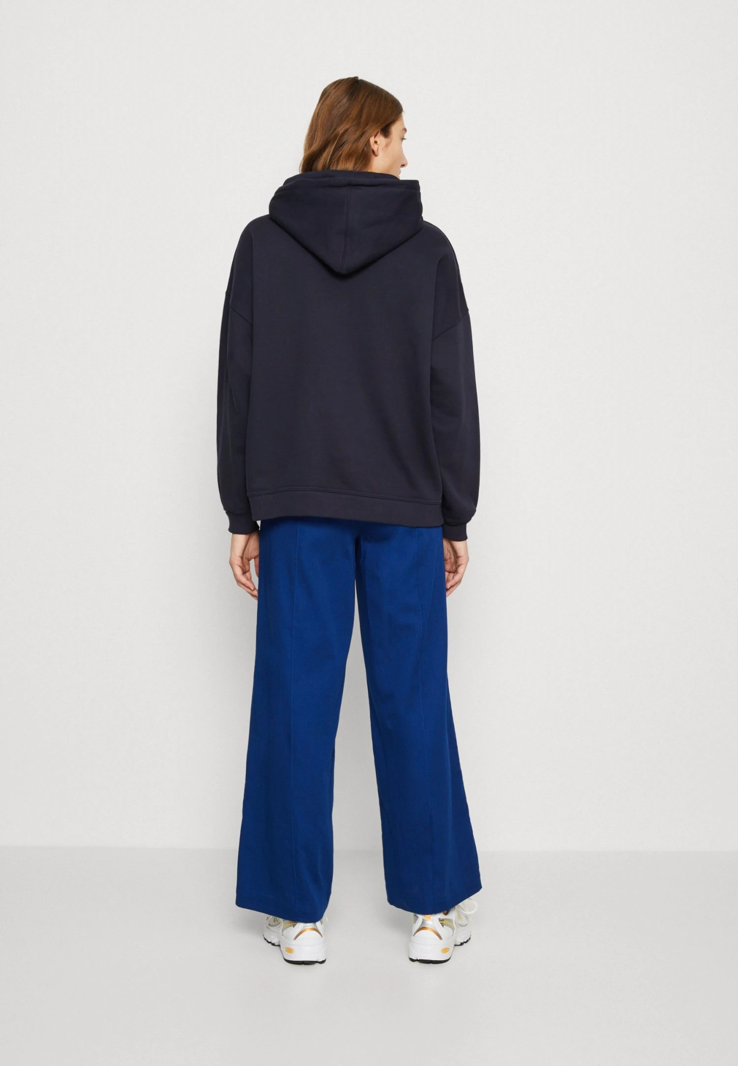 Levi's Graphic Caravan Hoodie - Sweatshirt - Nightwatch Blue 5 Levi's Graphic Caravan Hoodie - Sweatshirt - Nightwatch Blue - Bilde 3
