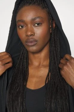 NEBBIA Womens Classic Zip Up Hoodie Intense Signature - Sweatjakke - Black -Gant shop 632b83b7a90147098731d16ae11000db scaled