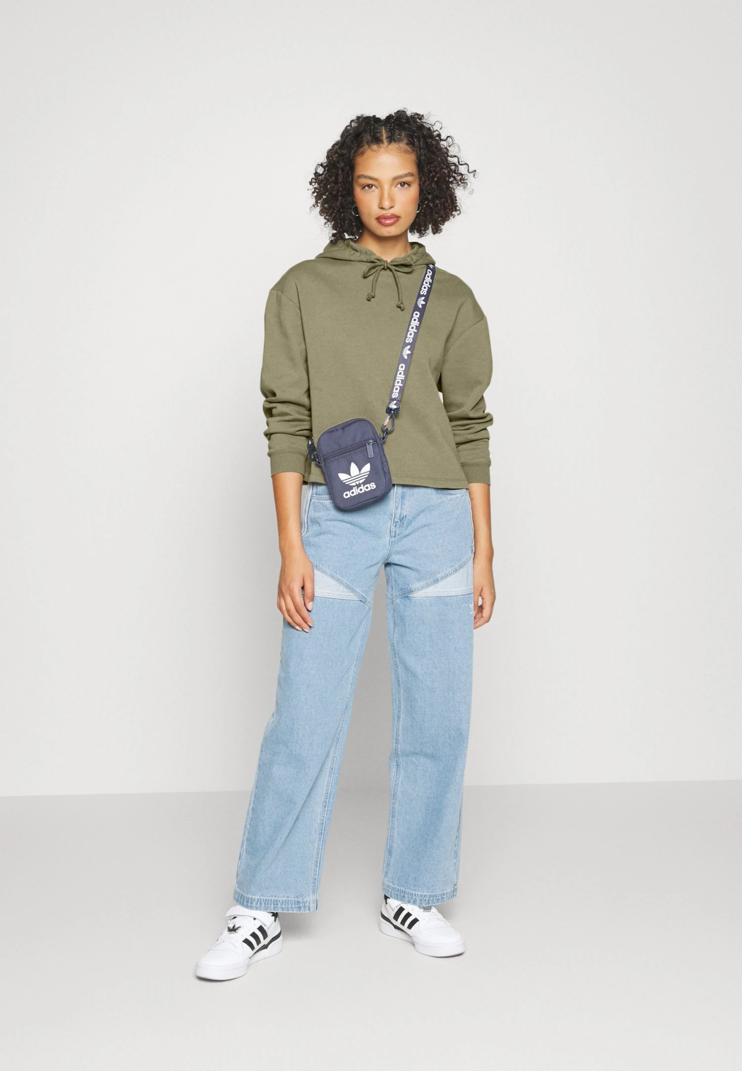 Pieces Pcchilli Hoodie - Hoodie - Deep Lichen Green 4 Pieces Pcchilli Hoodie - Hoodie - Deep Lichen Green - Bilde 2