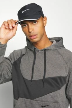 Nike Performance Hoodie - Charcoal Heather/Dark Smoke Grey/Black -Gant shop 70dae79df65c4b229d8d5039579fafad scaled