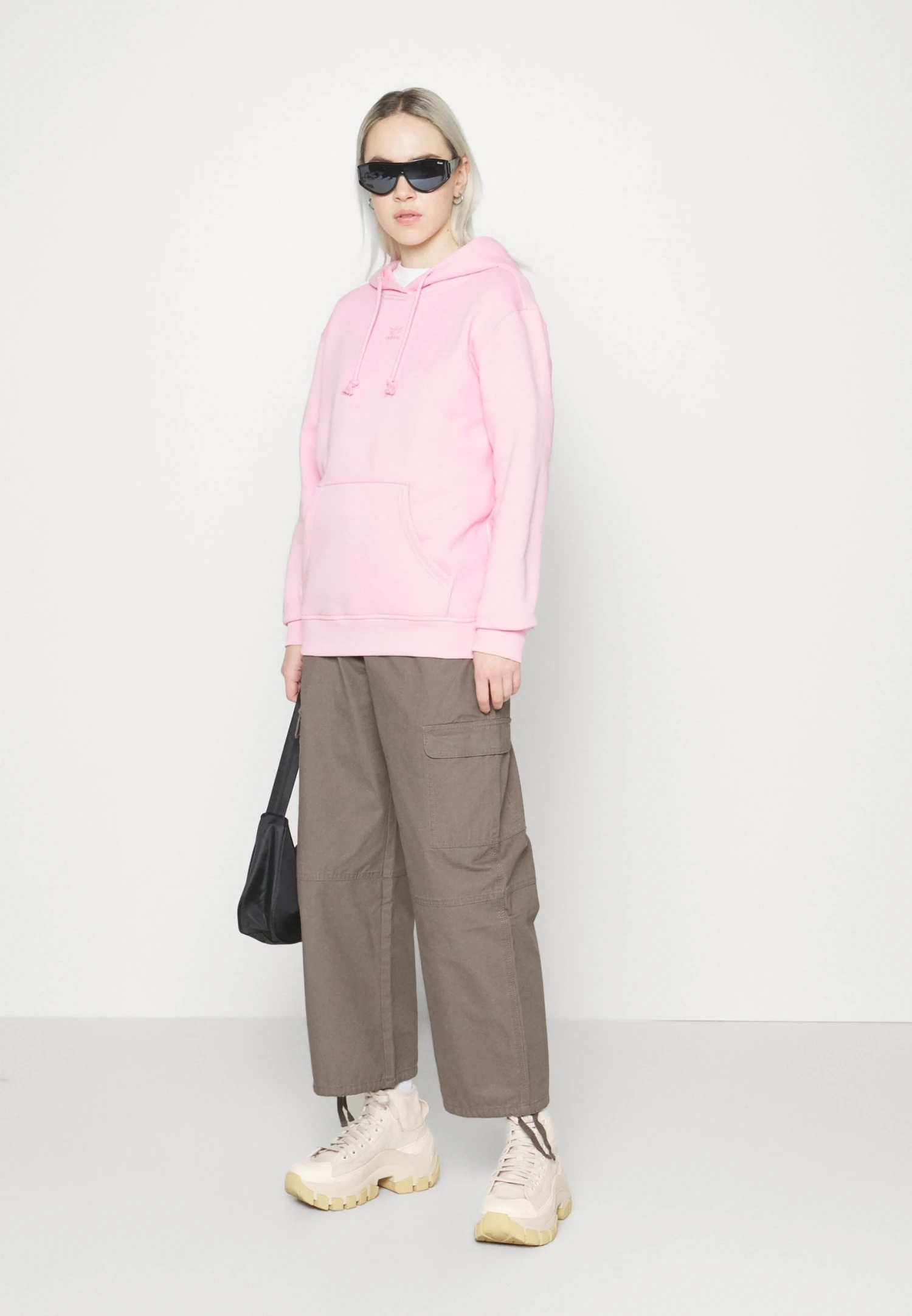 Adidas Originals Adicolor Essentials Hoodie - Hoodie - True Pink 7 Adidas Originals Adicolor Essentials Hoodie - Hoodie - True Pink - Bilde 5