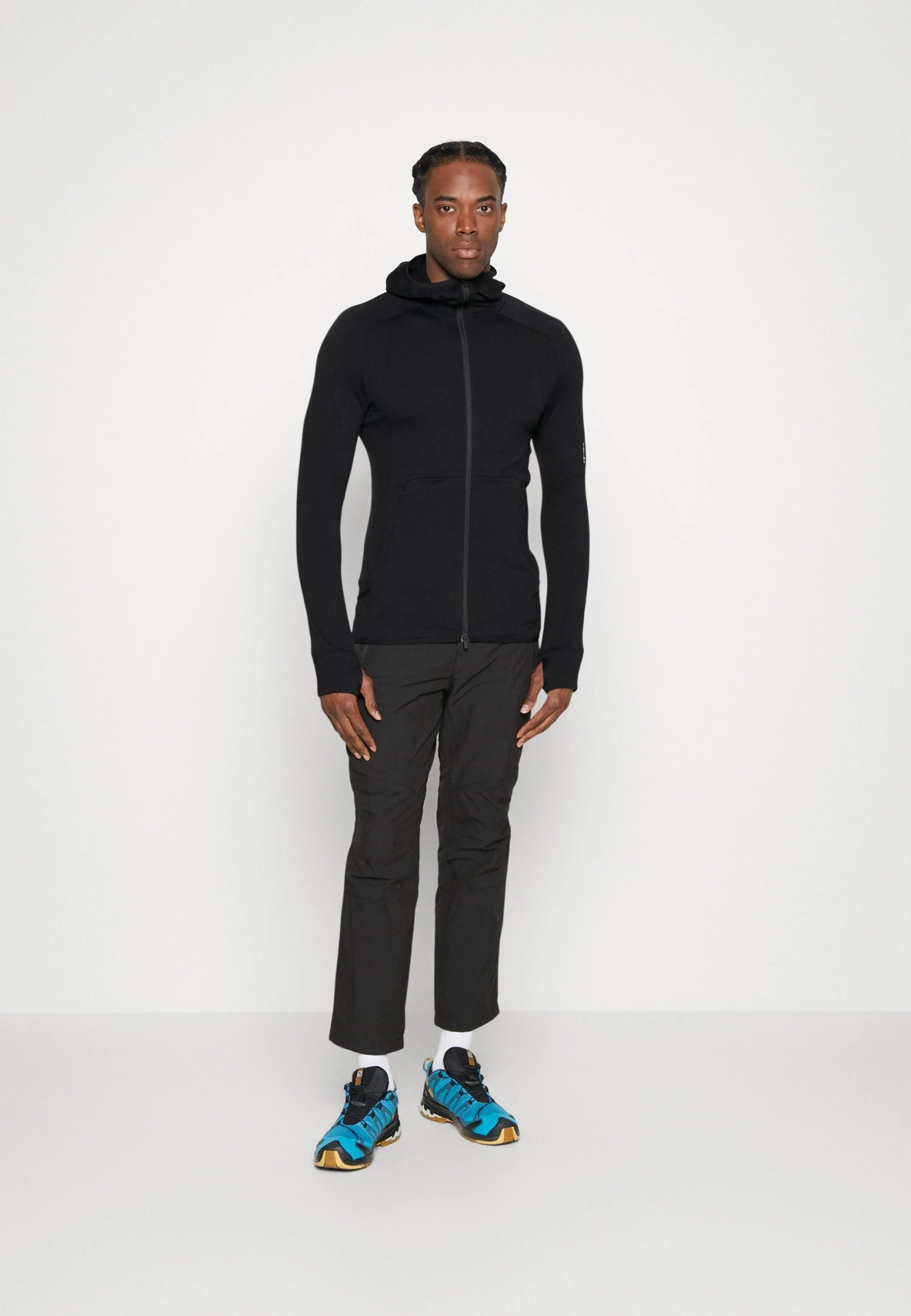 Icebreaker Men Zoneknit™ Zip Hoodie - Sweatjakke - Black 4 Icebreaker Men Zoneknit™ Zip Hoodie - Sweatjakke - Black - Bilde 2