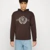 Jack & Jones Jorbrink Crest Hood Unisex- Hoodie - Seal Brown -Gant shop 82e8caa6fce9402583a759ff8dcff6ca