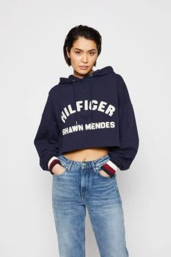 Tommy Hilfiger Thxsm Crop Graphic Hoodie - Sweatshirt - Carbon Navy 11 Tommy Hilfiger Thxsm Crop Graphic Hoodie - Sweatshirt - Carbon Navy -Gant shop 83d5ea54c94e4ee29278154b1cb5b3cf scaled