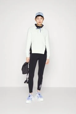 MARC CAIN Hoodie - Off-White -Gant shop 843c481b856145a49f7e26d0a3fb20cf scaled