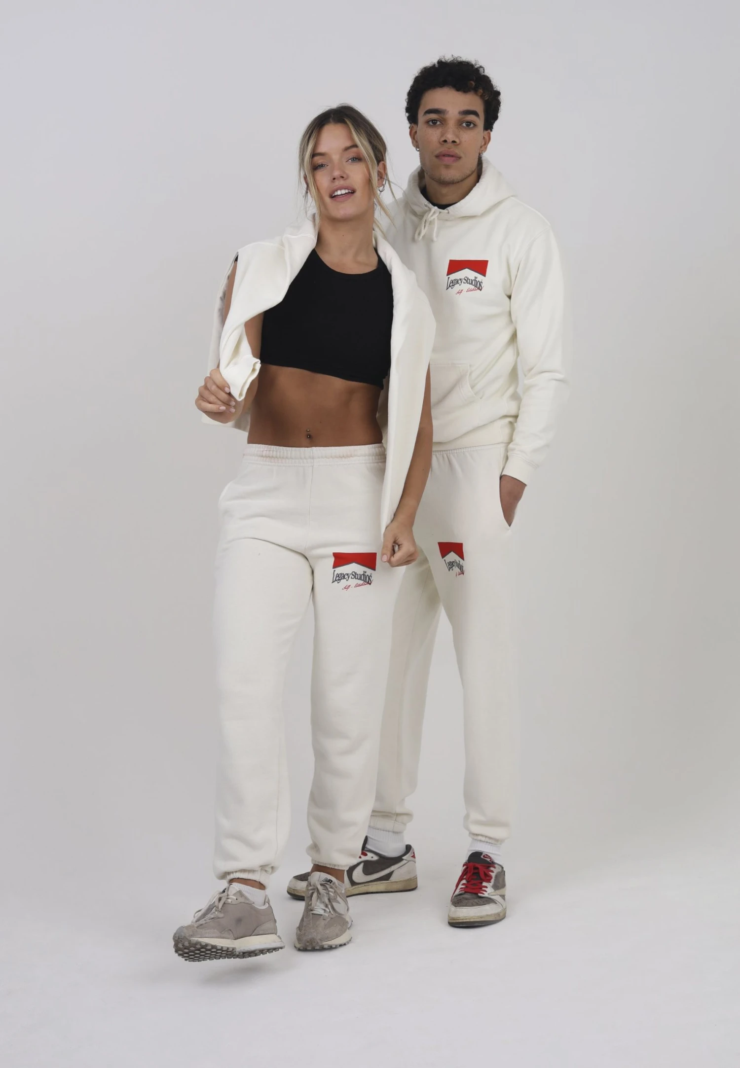 LEGACY STUDIOS Selfestablished Logo Unisex - Hoodie - Cream 5 LEGACY STUDIOS Selfestablished Logo Unisex - Hoodie - Cream - Bilde 3