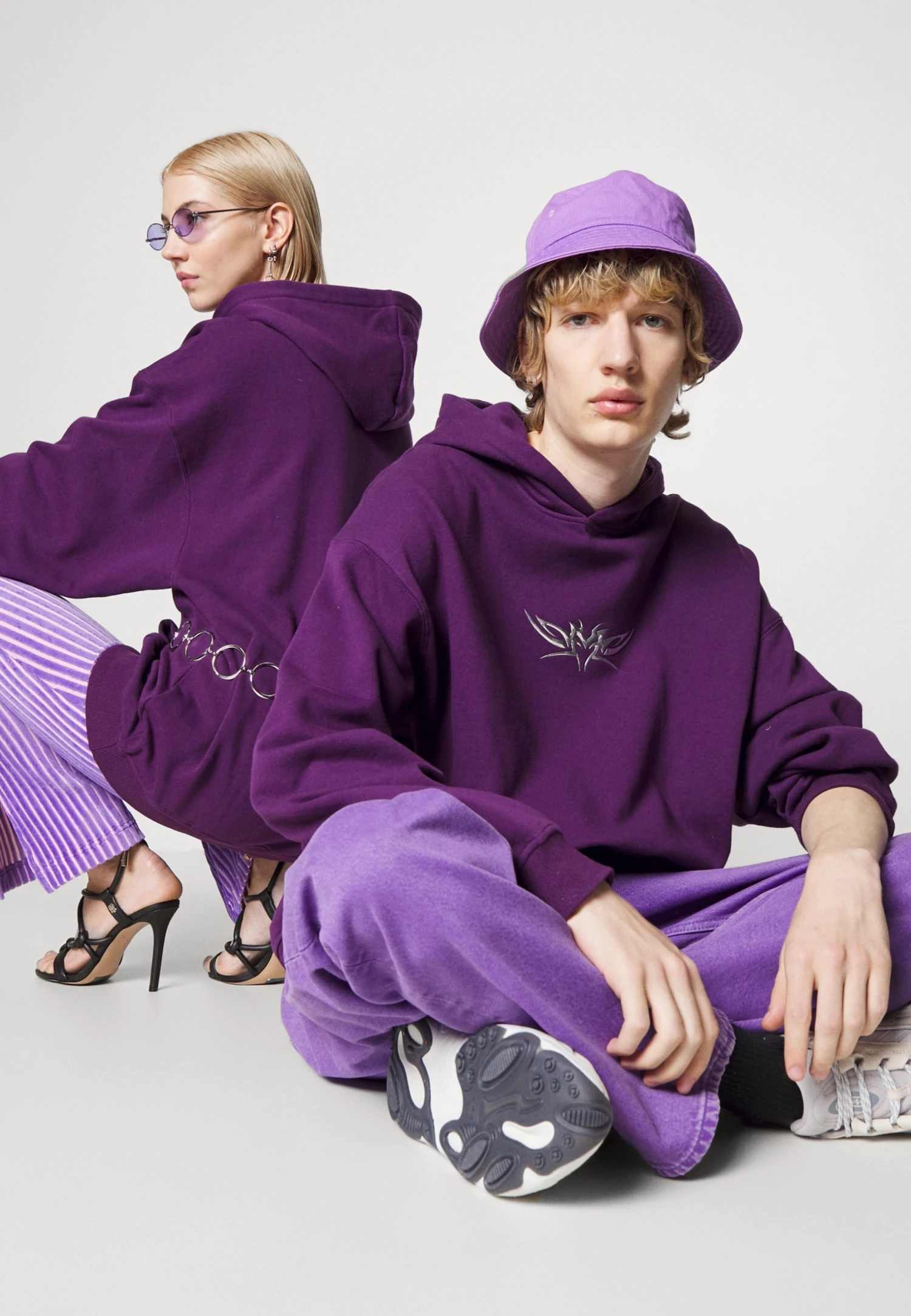 YOURTURN Unisex - Hoodie - Dark Purple 5 YOURTURN Unisex - Hoodie - Dark Purple - Bilde 4