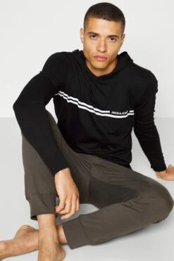 Jack & Jones Jacwilliam Hood - Hoodie - Black -Gant shop 886c29bd20a34aebb0f3e6700ee31a38 scaled